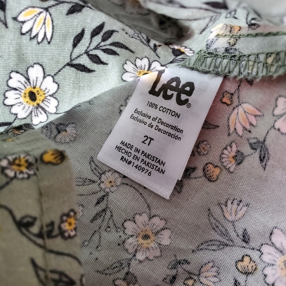 𝅺LEE khaki pants size 2T button down green floral print shirt 2pc set - Picture 3 of 6